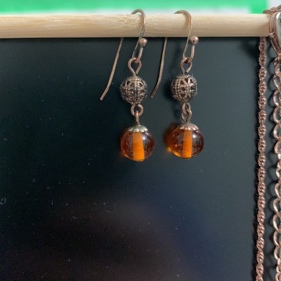 Necklace/earrings set with orange/brown beads. Rose gold filled chain/hardware - Picture 6 of 7